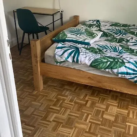 Lägenhet Avec Salle De Bains Commune *