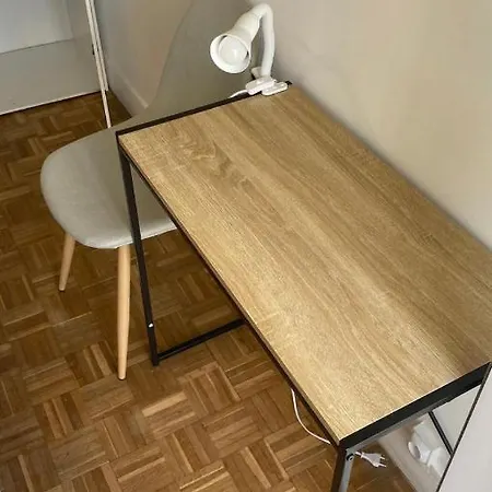 Apartment Avec Salle De Bains Commune Reze